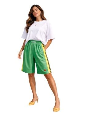 ADIDAS NWT Green Retro Boxing Athletic shorts in Sz M